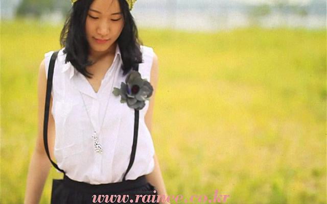 rainee girl · 공식 영상 대표 이미지